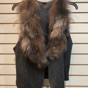 Fox fur trimmed sweater vest